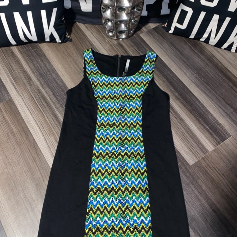 Kensie Black and Blue Sheath Mini Dress Sleeveless Scoop Neck - Picture 6 of 13